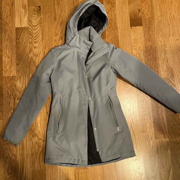 The North Face Women's Insulated Ancha Parka II (XS, Mid Grey) - Picture 2 of 4